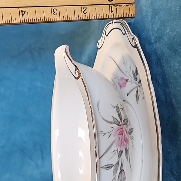 Vintage Gravy Boat, 1960 Dinnerware, Floral Gravy Server, Fine China, Japanese - Picture 8 of 10